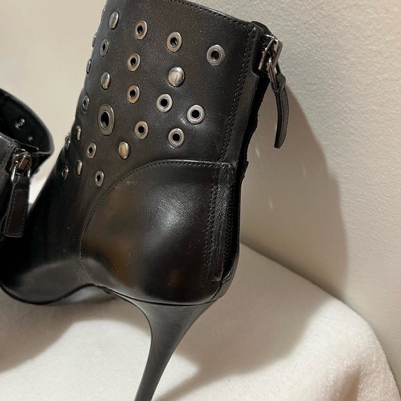 Nine West black booties - Picture 6 of 11